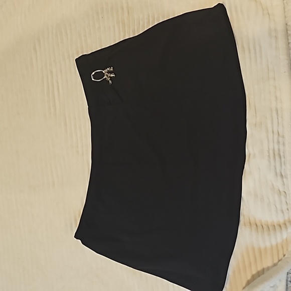 Black bathing suit with skirt coverup - Picture 10 of 11